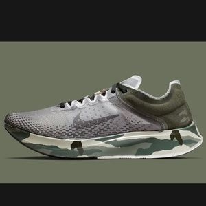 New Nike Zoom Fly SP Camo without original box. 3 nike lace options included